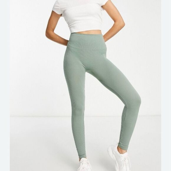 STRADIVARIUS Street Living Movement Leggings - Picture 1 of 9